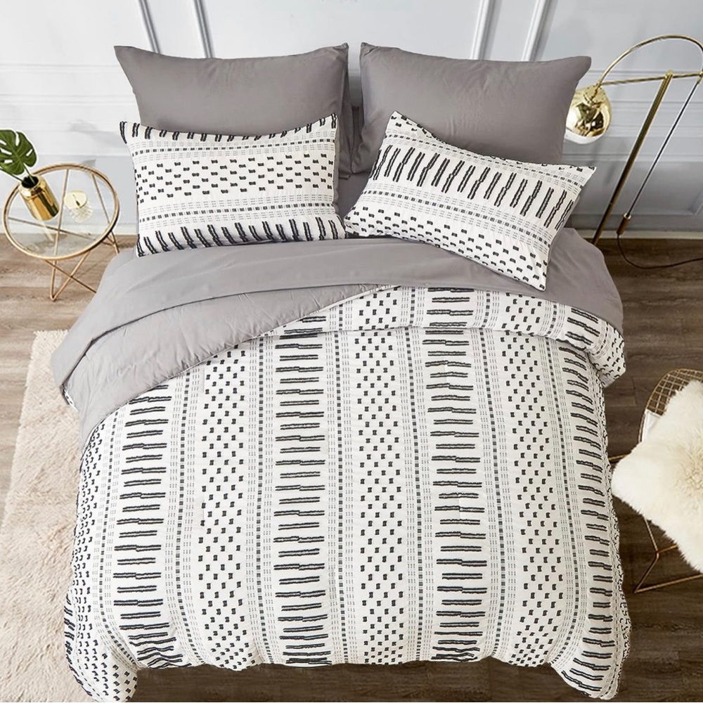 Boho Duvet Set King 3 Piece Black & White Duvet, 2 Pillowcases 104''x90'' - Picture 3 of 5